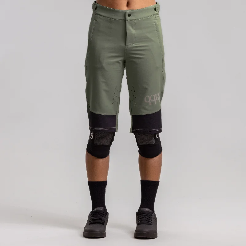 Traverse Ride Short - Army Green - Women's